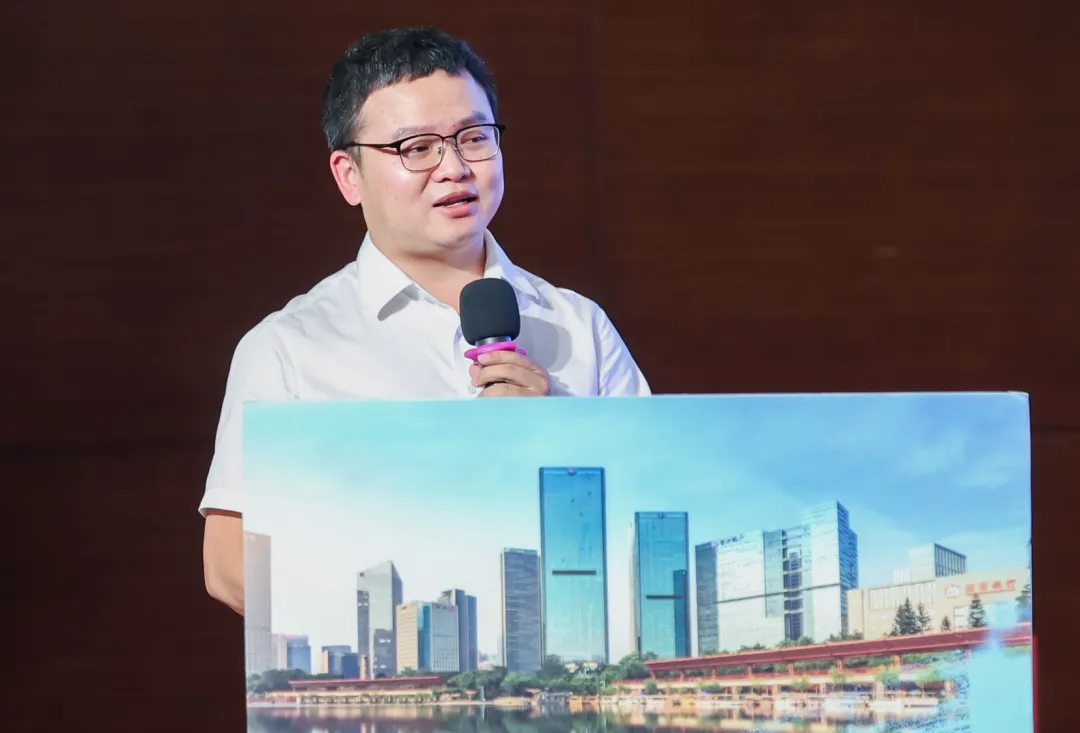 深圳知名品牌, HMI, 工业人机界面, 触摸屏, 自动化解决方案, 数字化中央厨房, 机器物联网, bb贝博艾弗森股份